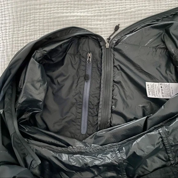 Eddie Bauer Ventatrex Packable Jacket - Picture 13 of 16